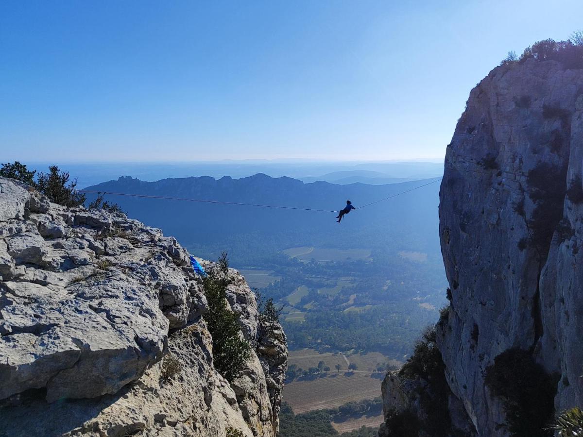 مبيت وإفطار Saint-Mathieu-de-Tréviers Le Castellas Du Pic St Loup المظهر الخارجي الصورة